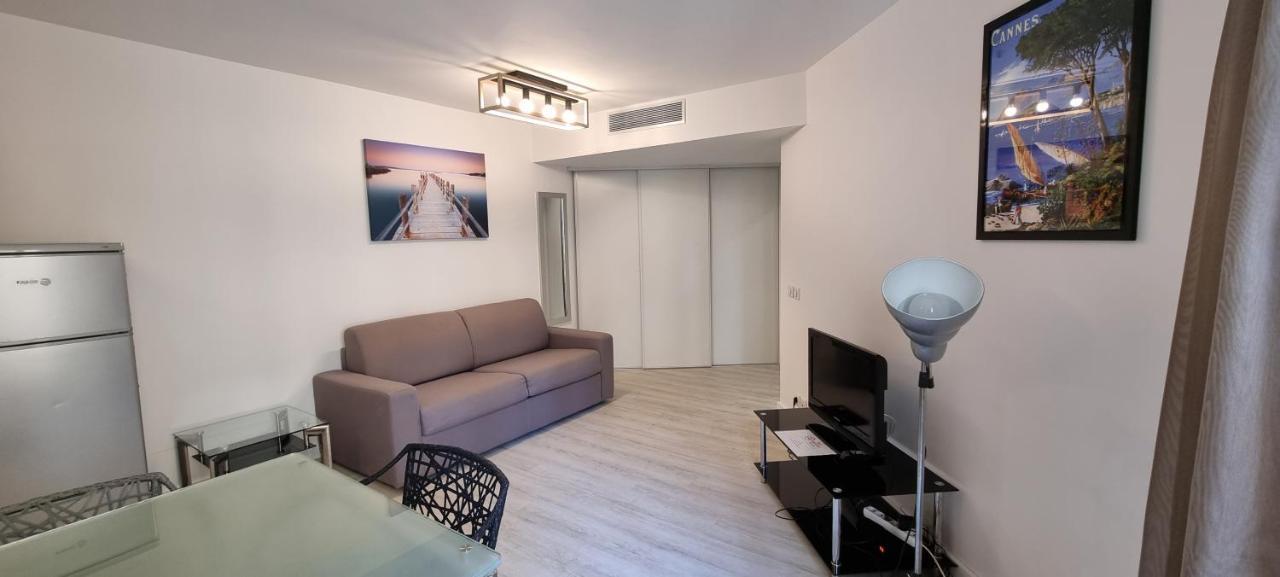 Le Vieux Port Apartments Кан Екстериор снимка