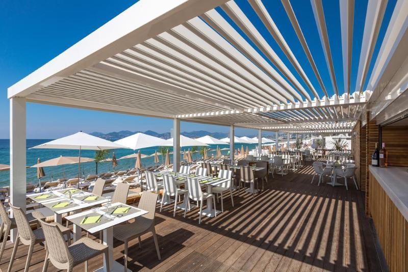 Le Vieux Port Apartments Кан Екстериор снимка